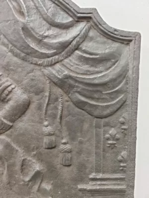 Antieke Gietijzeren Louis XVI Haardplaat