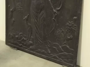 Antieke Haardplaat met Romeinse Diana