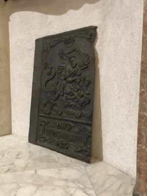 Antieke Decoratieve Gietijzeren Haardplaat