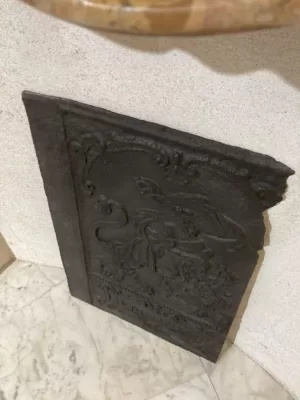 Antieke Decoratieve Gietijzeren Haardplaat