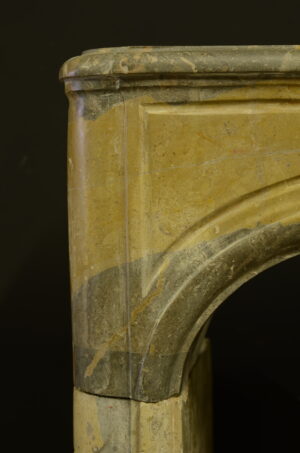 Gekleurde Louis XV Schouw