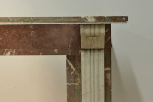 Antieke Rood Marmeren Schouw