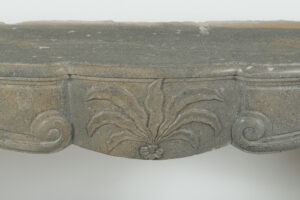 Kalkstenen Louis XV Schouw