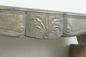 Kalkstenen Louis XV Schouw