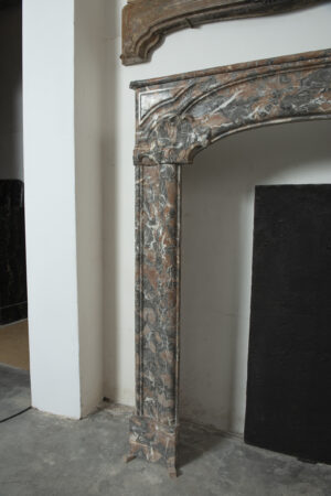 Monumentale Hollandse Marmeren Schouw