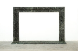 Groen Marmeren Schouw met Vloerplaat