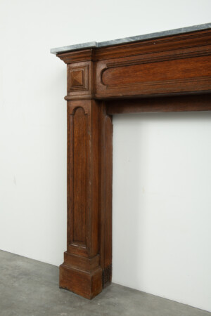 Houten Paneelschouw met Marmeren Dekblad