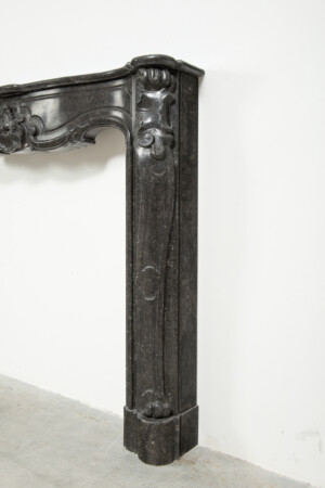 Hardstenen Rococo Schouw