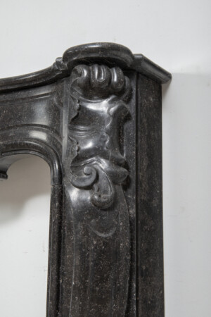 Hardstenen Rococo Schouw