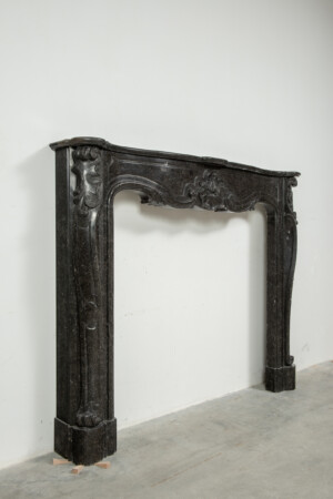 Hardstenen Rococo Schouw