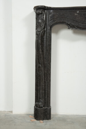 Hardstenen Rococo Schouw