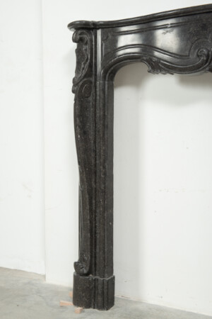 Hardstenen Rococo Schouw