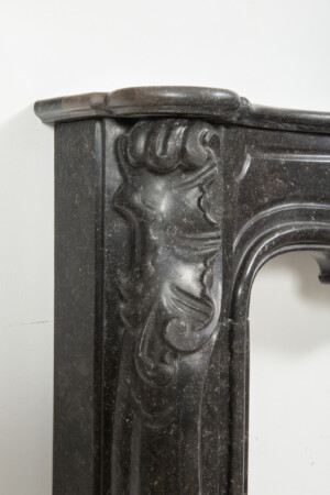 Hardstenen Rococo Schouw