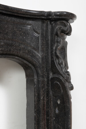 Hardstenen Rococo Schouw