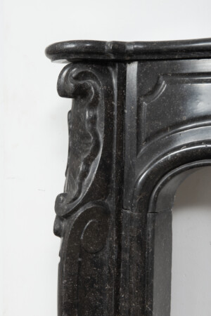 Hardstenen Rococo Schouw