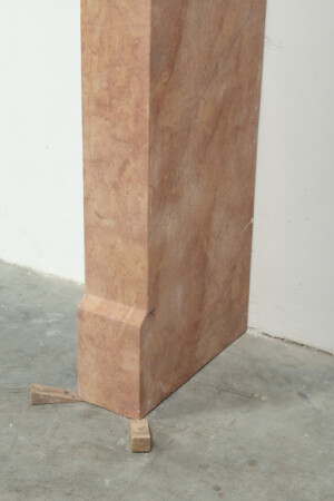 Rechte Roze Kalkstenen Schouw