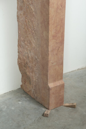 Rechte Roze Kalkstenen Schouw