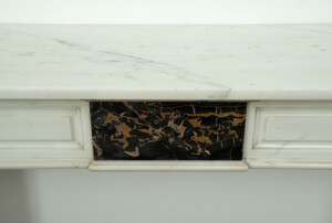 Marmeren Schouw met Brocatelle Pilaren