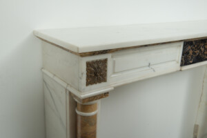 Marmeren Schouw met Brocatelle Pilaren