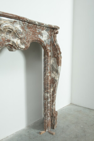 Monumentale Rococo schouw