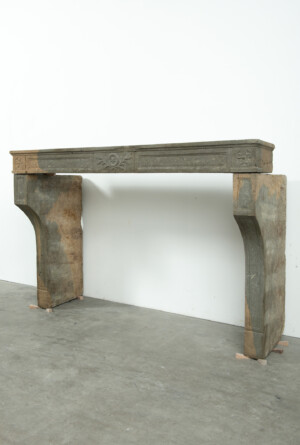 Antieke Kalkstenen Louis XVI Schouw