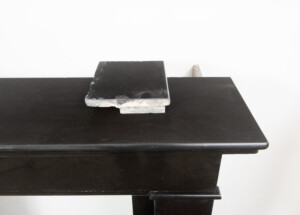 Rechte Hollandse Zwart Marmeren Schouw