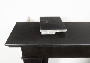 Rechte Hollandse Zwart Marmeren Schouw