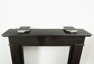 Rechte Hollandse Zwart Marmeren Schouw