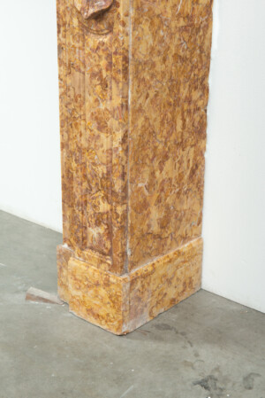 Gele Brocatelle Console Schouw