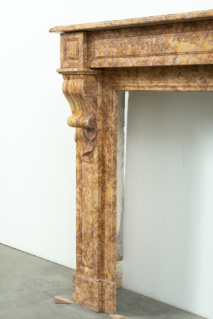 Gele Brocatelle Console Schouw